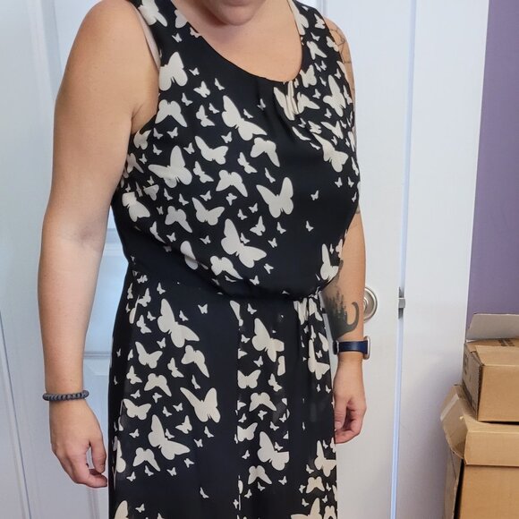 Ladies Black & Cream lined dress, EUC - Picture 1 of 4